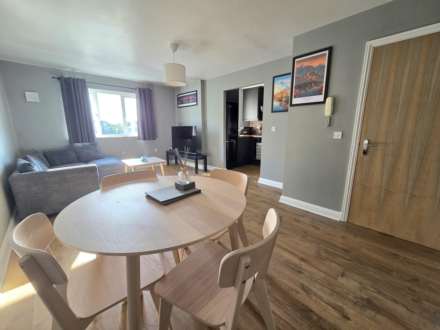 Monarch Way, Leighton Buzzard, Image 4