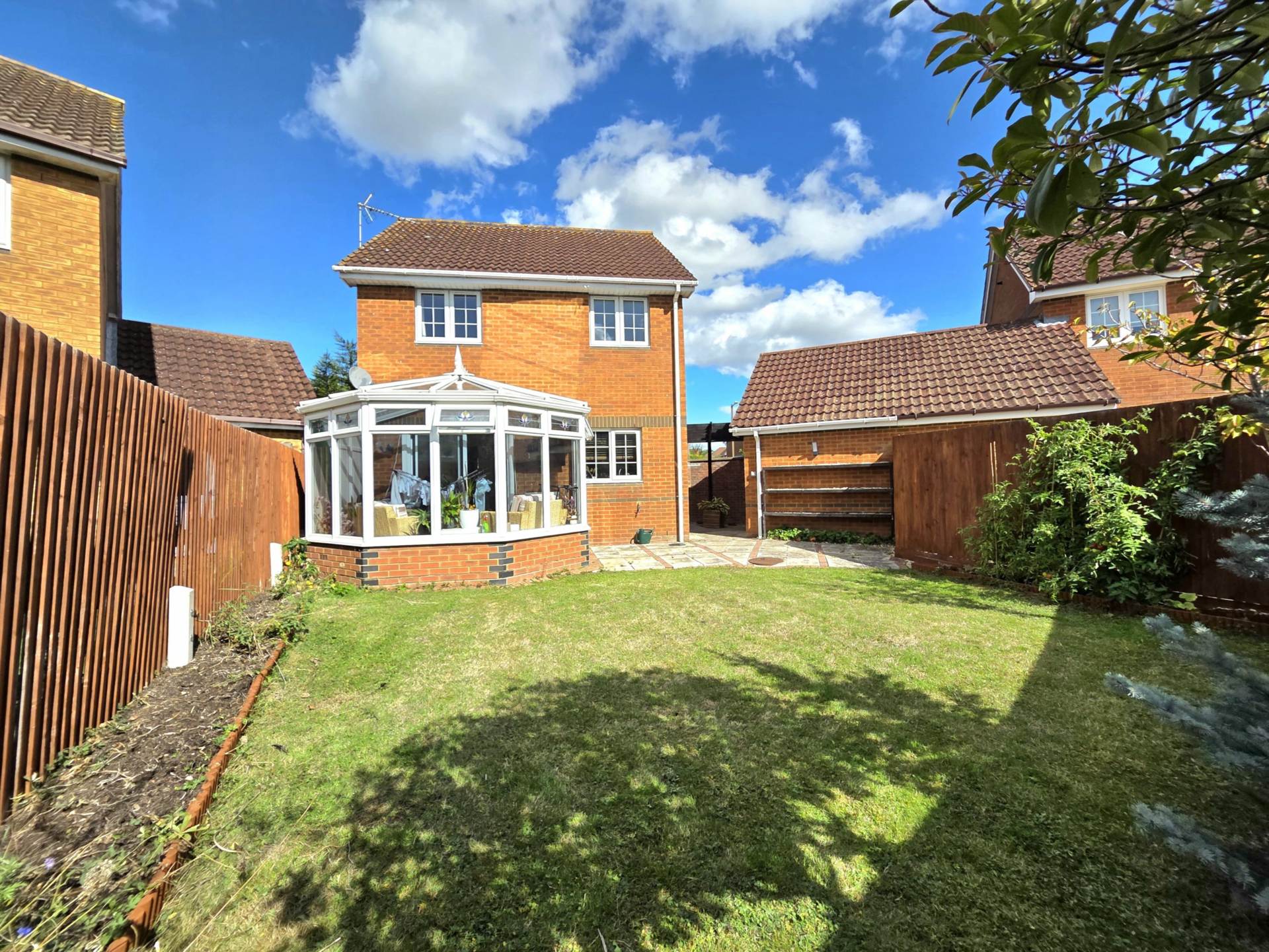 Britten Grove, Old Farm Park, Milton Keynes, Image 24