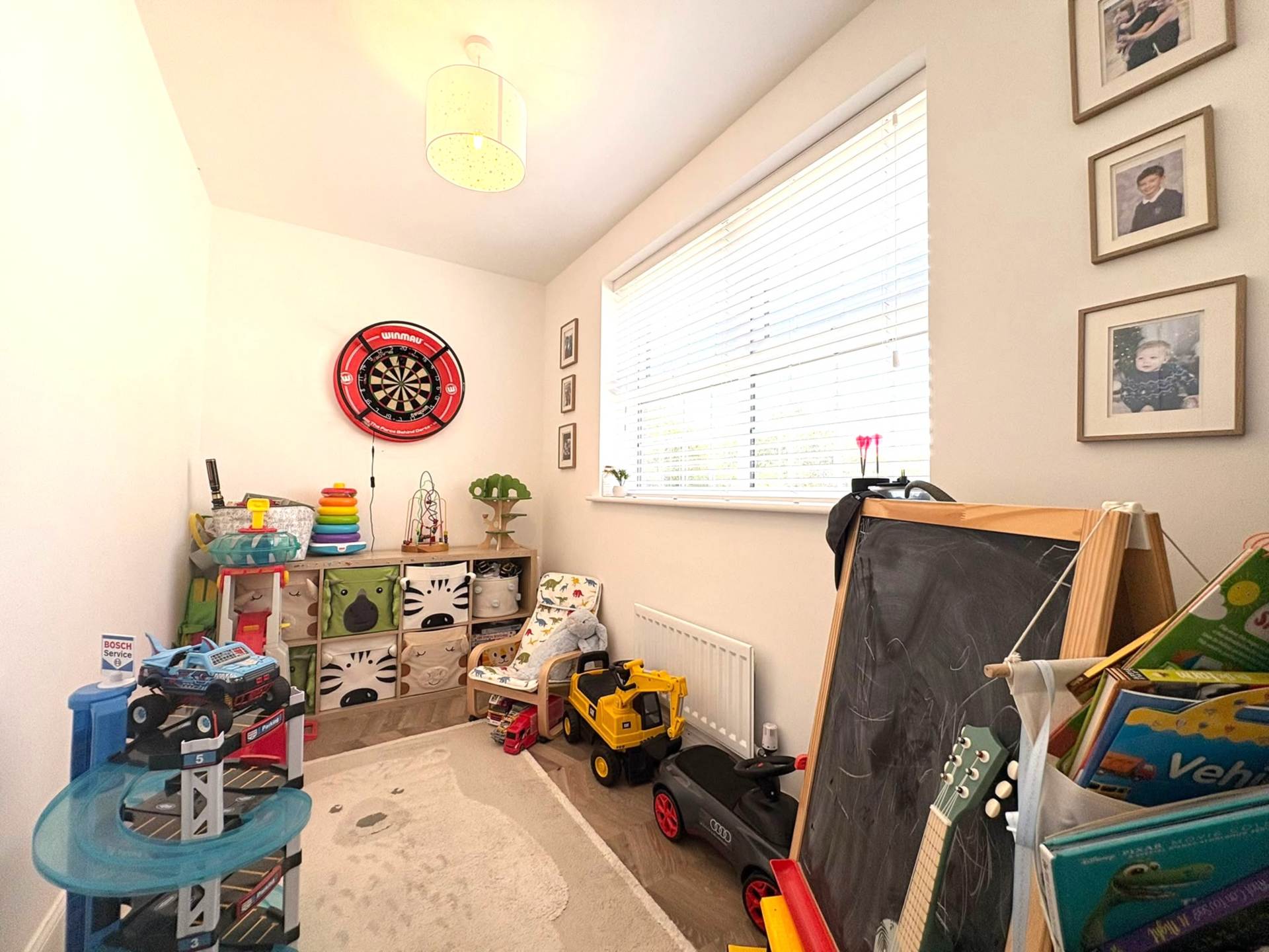 Crowfoot Way, Kingsbrook, Image 11