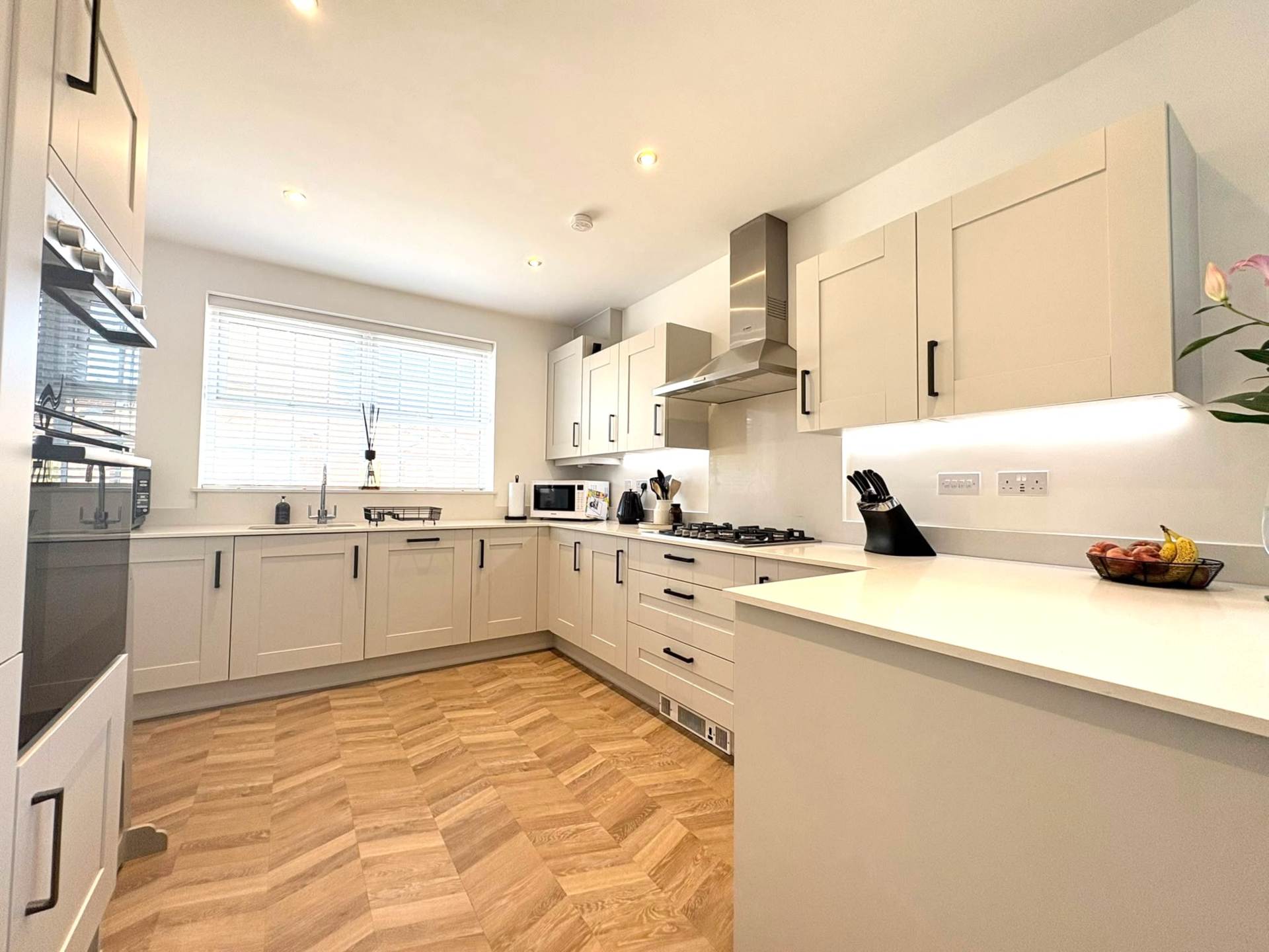 Crowfoot Way, Kingsbrook, Image 5