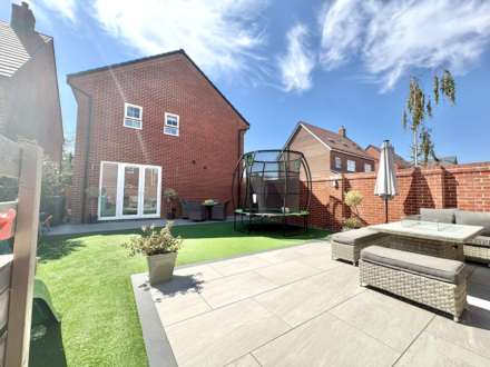 Crowfoot Way, Kingsbrook, Image 23