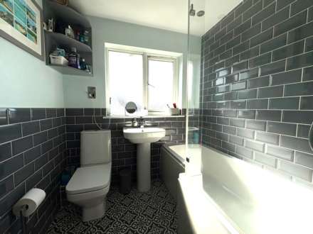 Honour Close, Aylesbury, Image 12
