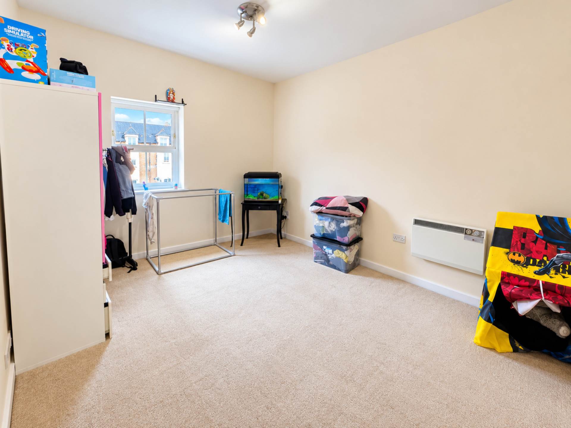 Broka Court, Aylesbury, Image 5