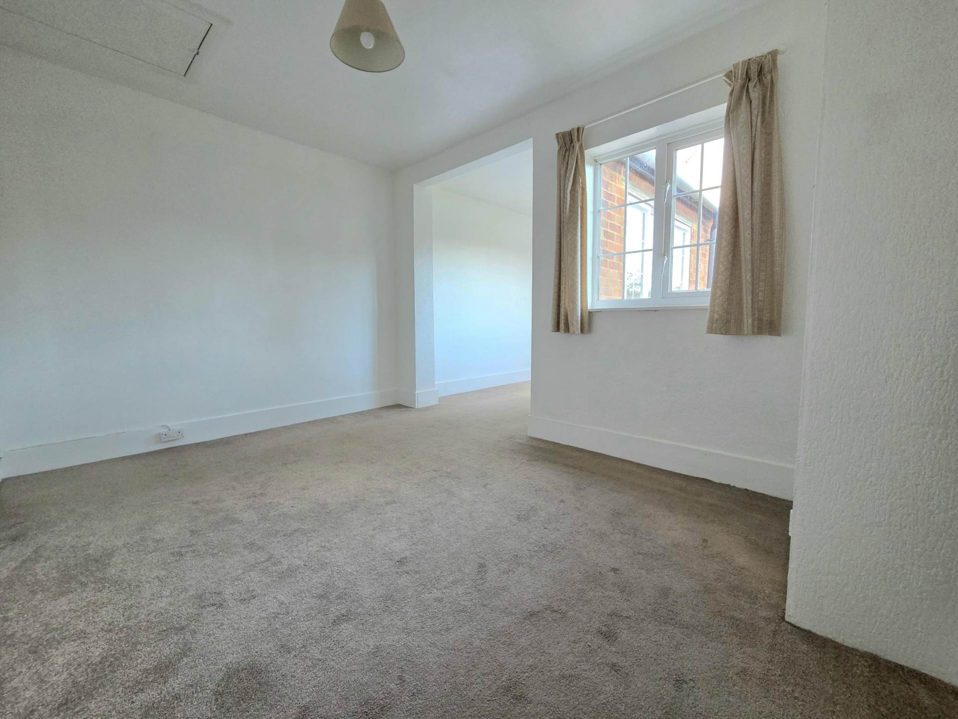 Crouch Hall Lane, Redbourn, Image 16