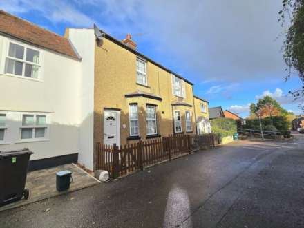 Crouch Hall Lane, Redbourn, Image 11