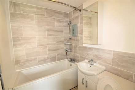 Whinchat, Aylesbury, Image 5