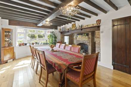 Wedderburn Road, Eastbourne, BN20 9EB, Image 18