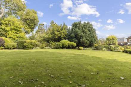 Wedderburn Road, Eastbourne, BN20 9EB, Image 36