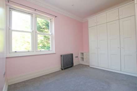 Gaudick Road, Eastbourne, BN20 7LW, Image 11