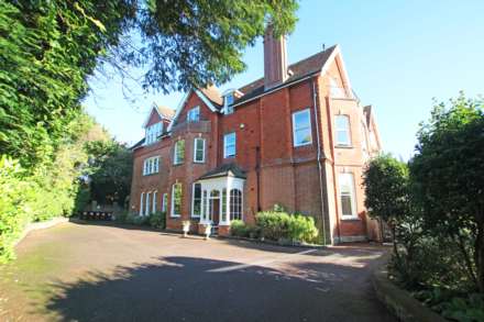 Gaudick Road, Eastbourne, BN20 7LW, Image 12