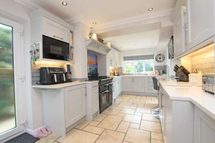 14 Woodland Avenue, Eastbourne., Image 14