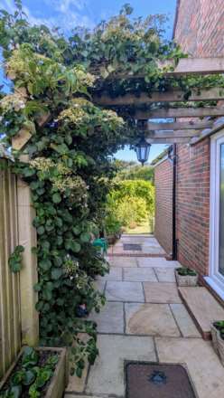 14 Woodland Avenue, Eastbourne., Image 38