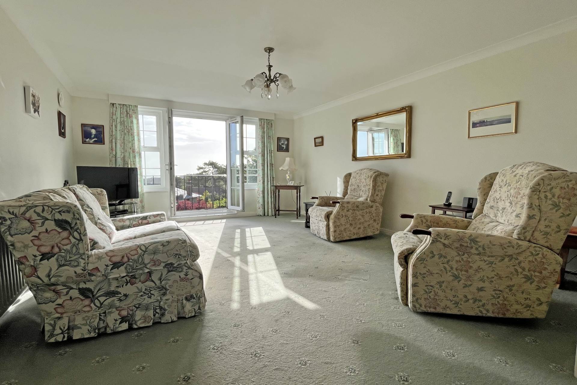 Link Road, Eastbourne, BN20 7TR, Image 2