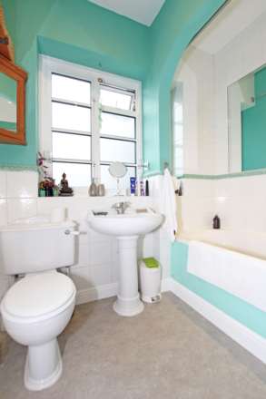 Buxton Road, Eastbourne, BN20 7LF, Image 10