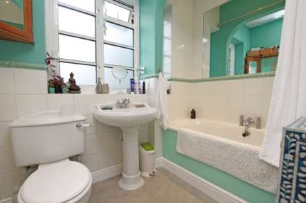 Buxton Road, Eastbourne, BN20 7LF, Image 20