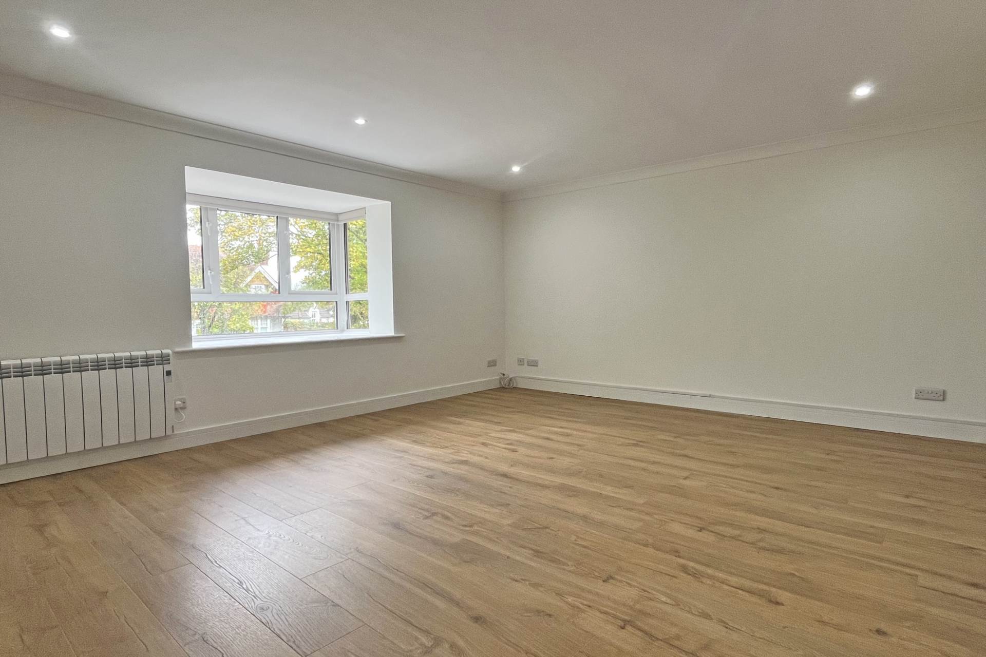 Beachy Head Road, Eastbourne, BN20 7QP, Image 11