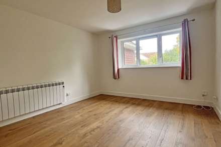 Beachy Head Road, Eastbourne, BN20 7QP, Image 12