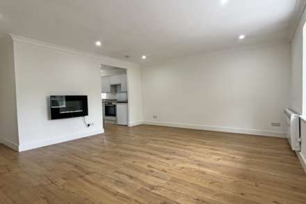 Beachy Head Road, Eastbourne, BN20 7QP, Image 2