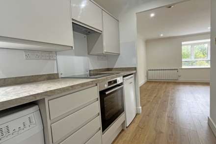 Beachy Head Road, Eastbourne, BN20 7QP, Image 6