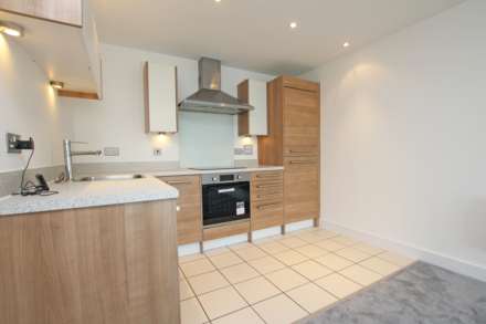 Midway Quay, Eastbourne, BN23 5DA, Image 2