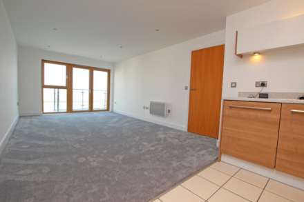 Midway Quay, Eastbourne, BN23 5DA, Image 3