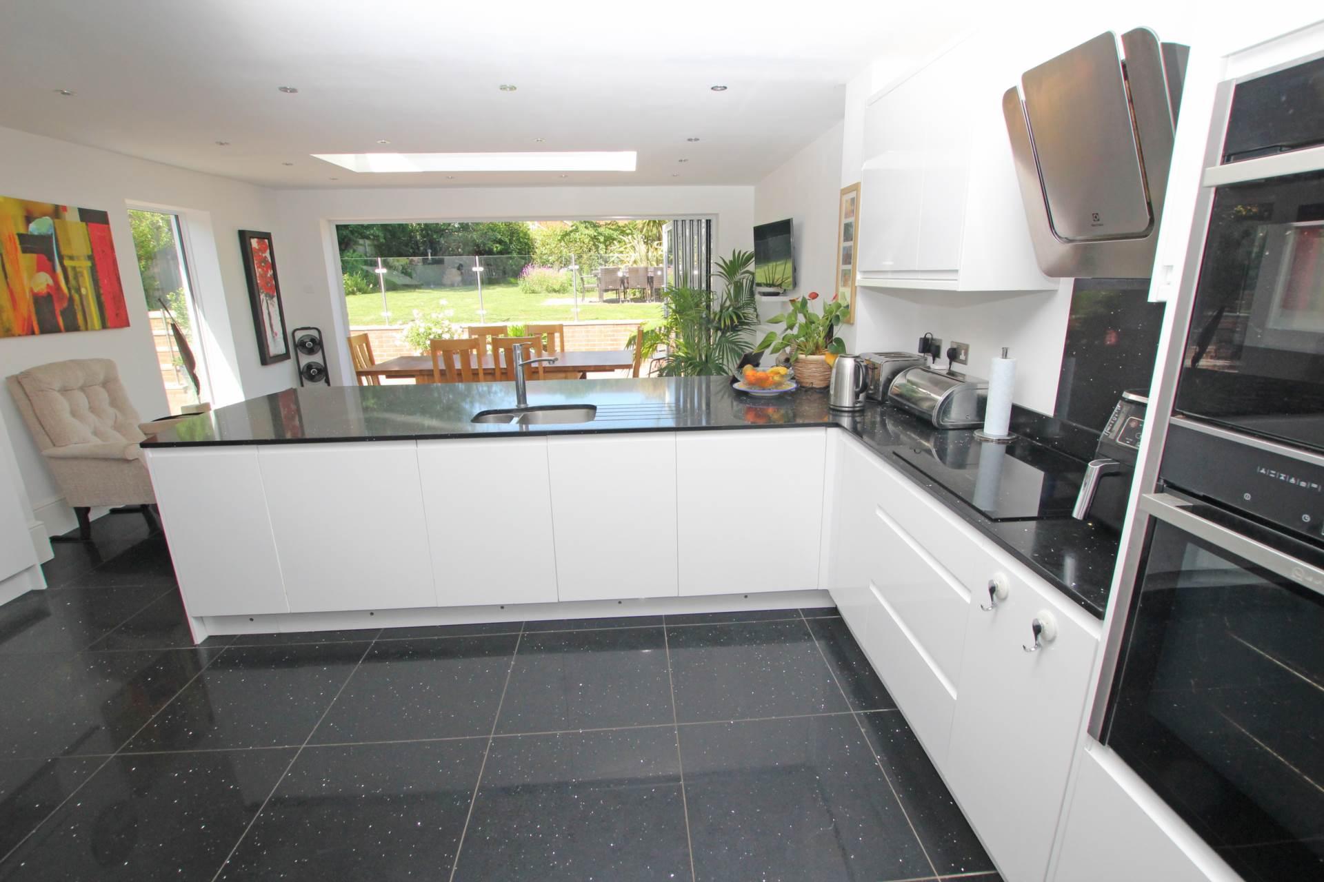 Decoy Drive, Eastbourne, BN22 9PP, Image 13
