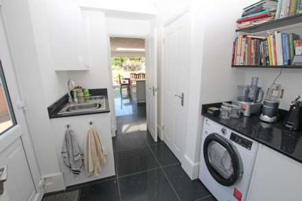 Decoy Drive, Eastbourne, BN22 9PP, Image 12