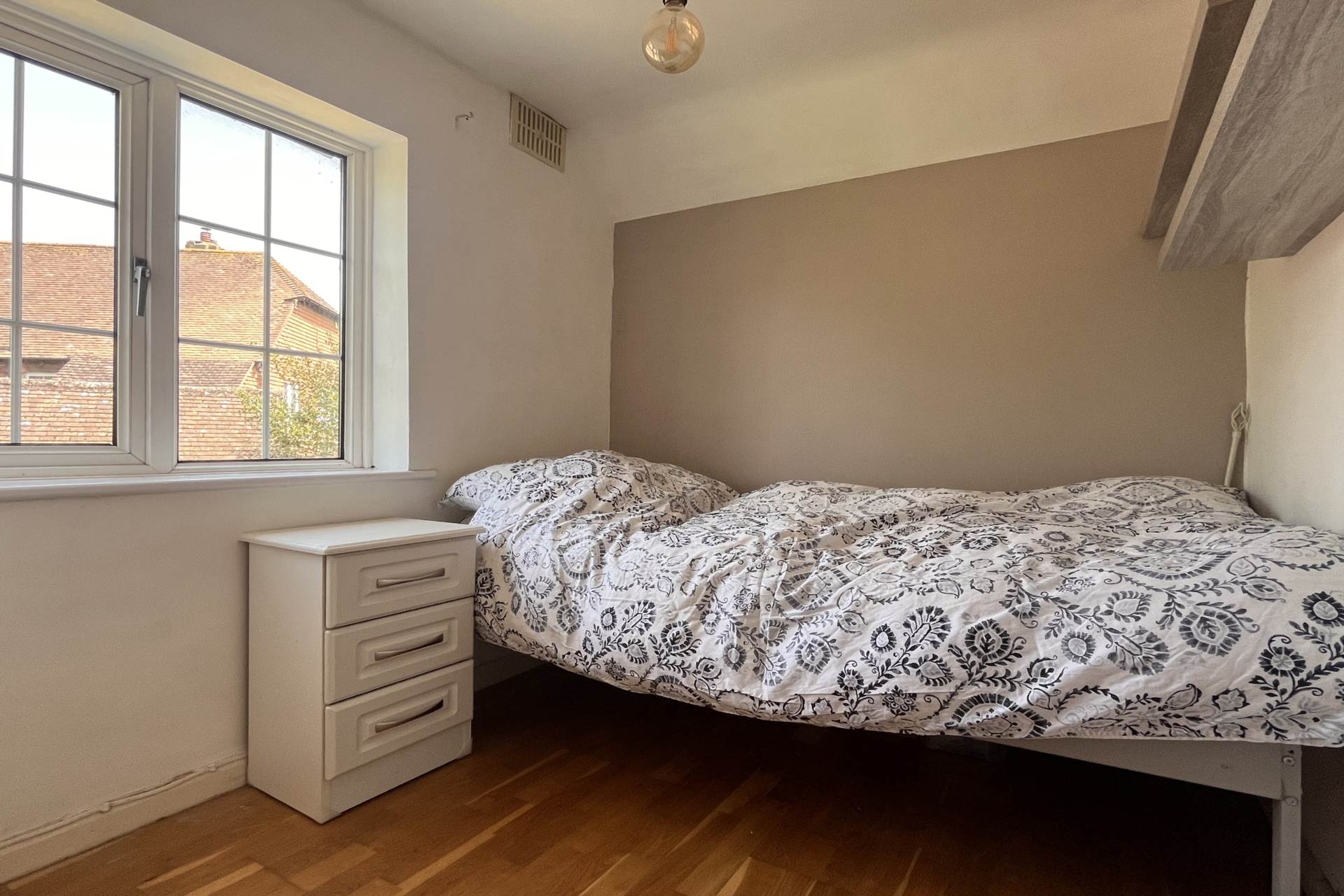 Downsview Close, East Dean, BN20 0DT, Image 9