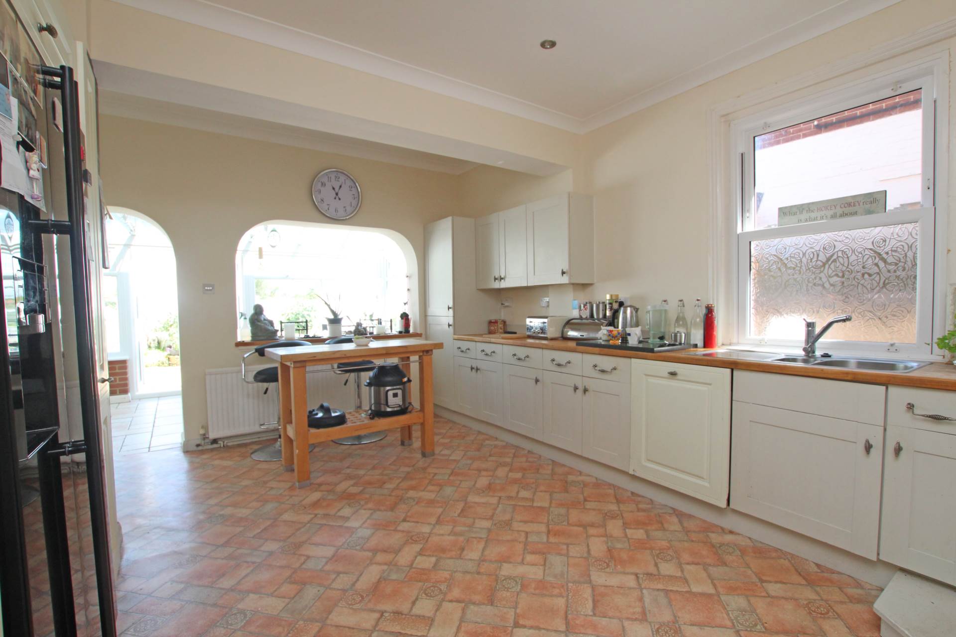 Cliff Road, BN20 7RU, Image 12