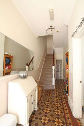 Cliff Road, BN20 7RU, Image 10