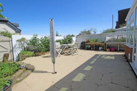 Cliff Road, BN20 7RU, Image 9