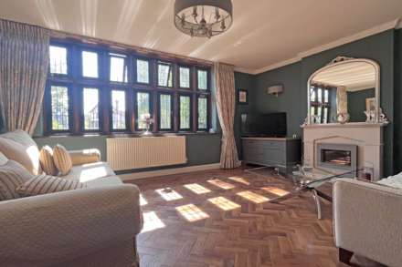 The Park Close, Eastbourne, BN20 8AG, Image 2