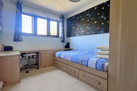 The Park Close, Eastbourne, BN20 8AG, Image 22