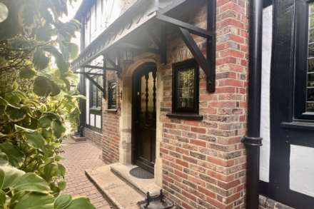 The Park Close, Eastbourne, BN20 8AG, Image 26