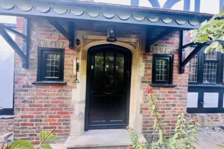 The Park Close, Eastbourne, BN20 8AG, Image 27