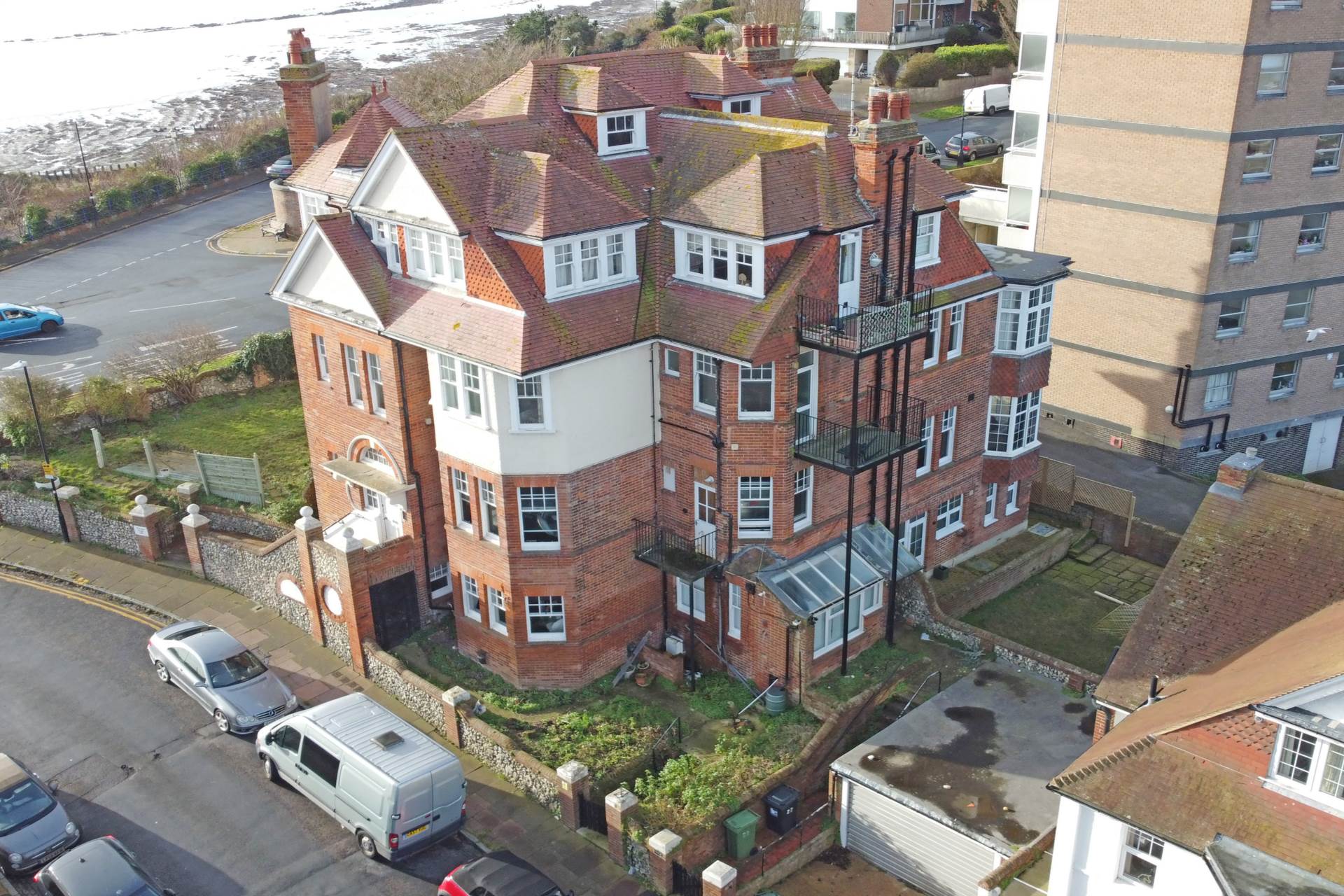 South Cliff Avenue, Eastbourne, BN20 7AH, Image 1