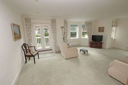 Silverdale Road, Eastbourne, BN20 7EY, Image 2