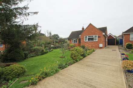 2 Bedroom Bungalow, Old Mill Lane, Polegate, BN26 5NS