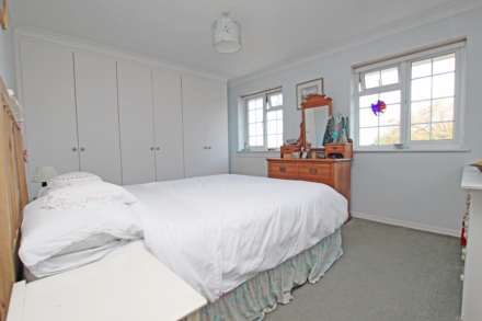 Fairfield Road, Eastbourne, BN20 7LX, Image 16