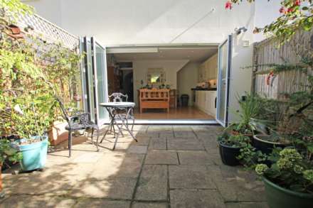 Fairfield Road, Eastbourne, BN20 7LX, Image 9