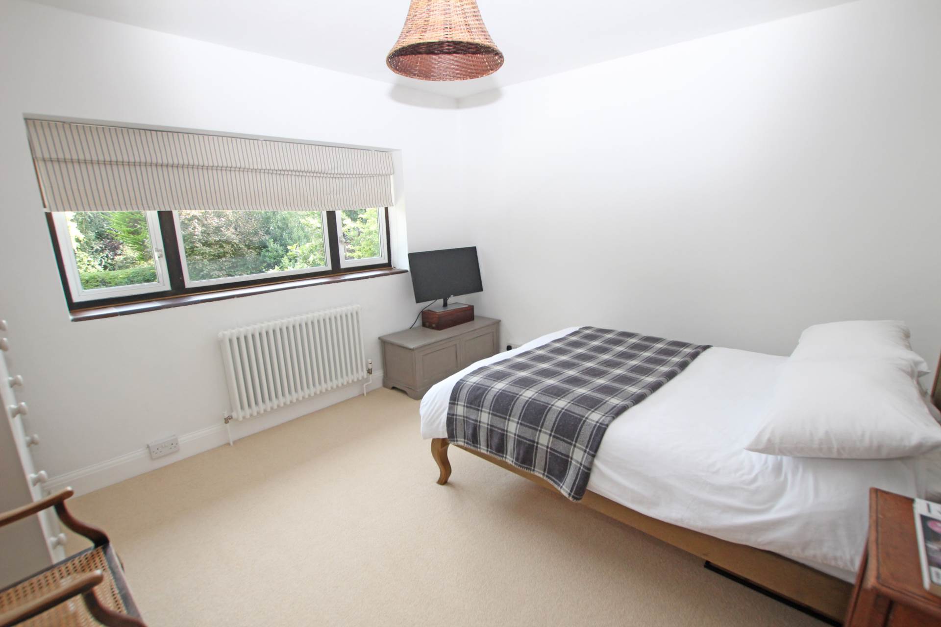 Old Camp Road, Eastbourne, BN20 8DH, Image 13