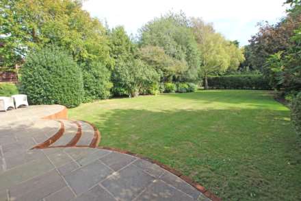 Old Camp Road, Eastbourne, BN20 8DH, Image 14