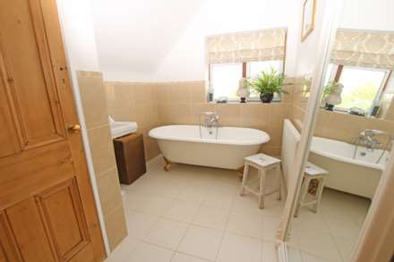 Old Camp Road, Eastbourne, BN20 8DH, Image 9