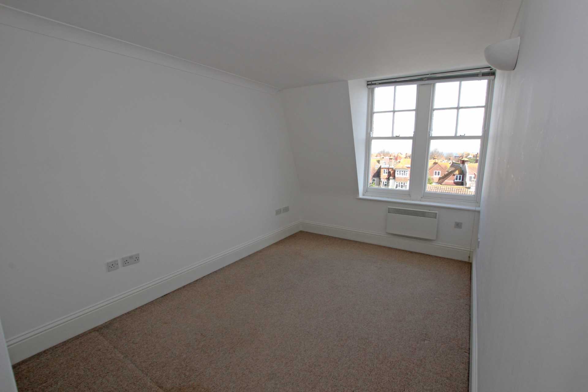 Meads Street, Eastbourne, BN20 7FD, Image 11