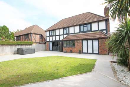 Rectory Close, Eastbourne, BN20 8AQ, Image 6