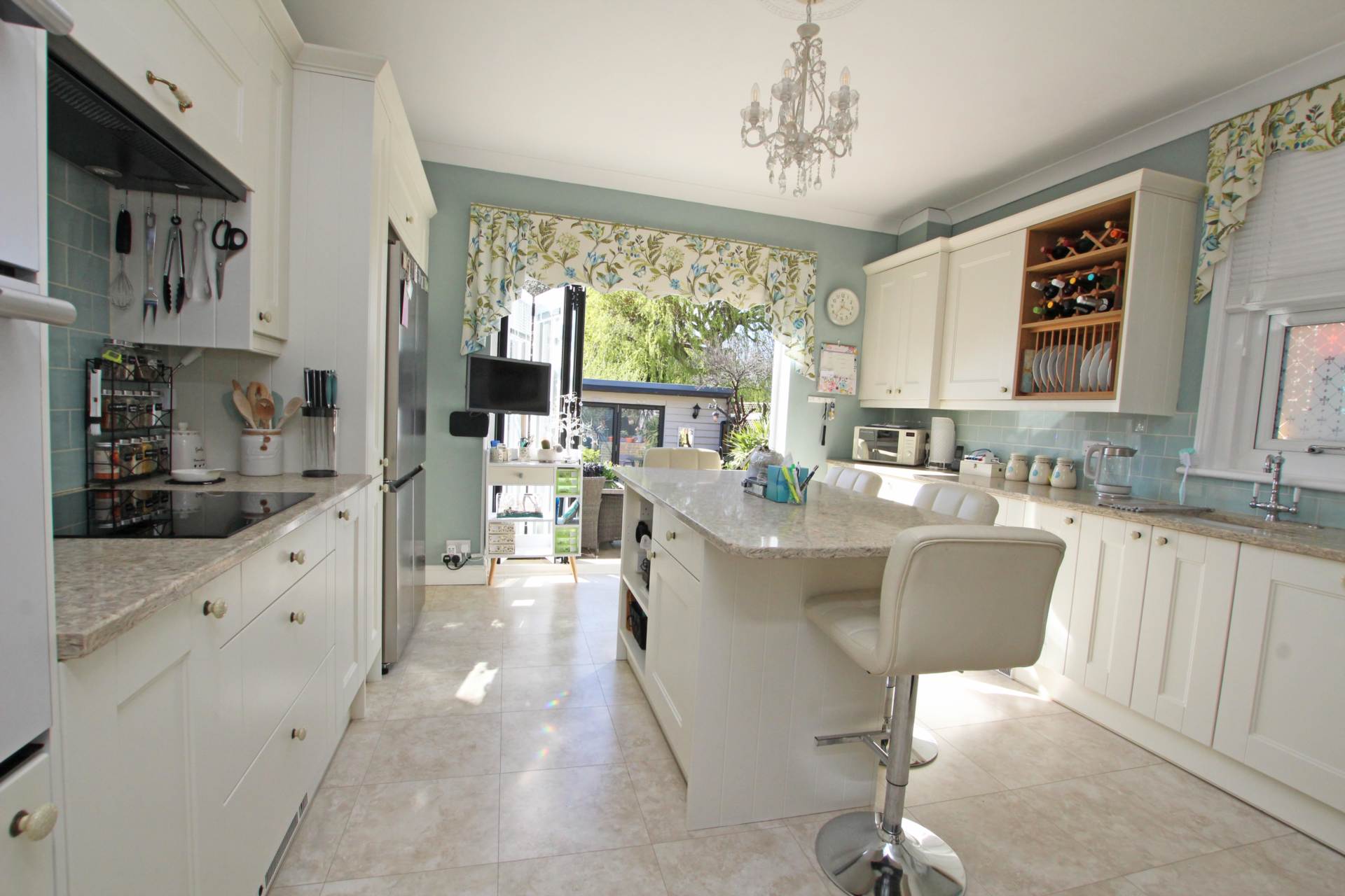 Annington Road, Roselands Eastbourne, BN22 8NG, Image 12
