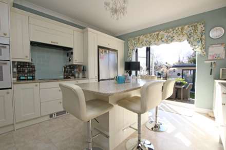 Annington Road, Roselands Eastbourne, BN22 8NG, Image 2