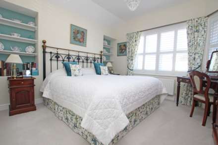 Annington Road, Roselands Eastbourne, BN22 8NG, Image 5