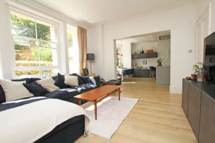 Meads Road, Eastbourne, BN20 7ET, Image 11