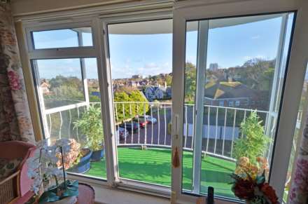 Meads Road, Eastbourne, BN20 7PX, Image 11